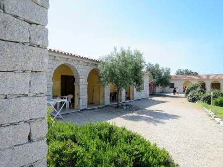 La Pietraia – Maison 2 pièces à Badesi, 1,5 km de la mer - Photo 1