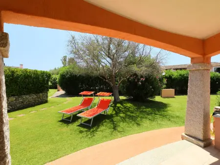 Maison de 100 m² à Costa Rei avec terrasse couverte : photo 19