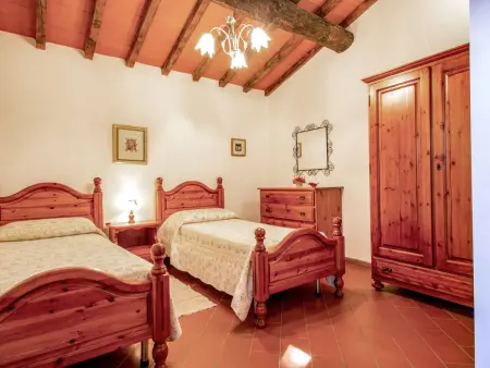 Ferme Il Casellino à Loro Ciuffenna, vue panoramique et piscine : photo 10