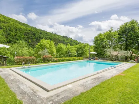Maison jumelée La Fornace à Loro Ciuffenna, piscine et jardin : photo 17