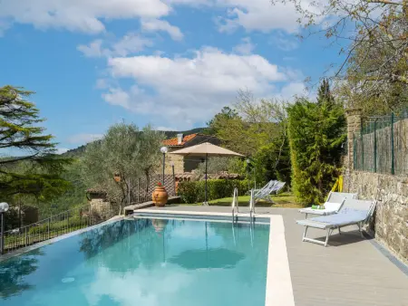 Maison Capanna à Loro Ciuffenna avec piscine et terrain : photo 31