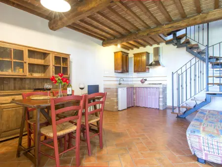 Appartement rustique à Cecina avec jardinet et piscine commune : photo 7