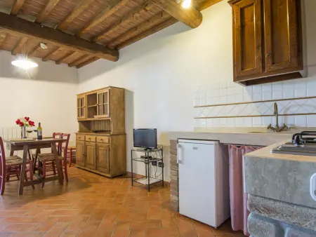 Appartement rustique à Cecina avec jardinet et piscine commune : photo 8