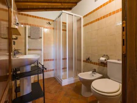 Appartement à Cecina avec piscine commune et jardinet : photo 16
