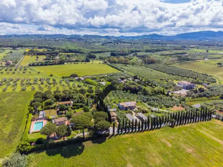 Appartement à Cecina avec piscine commune et jardinet : photo 38