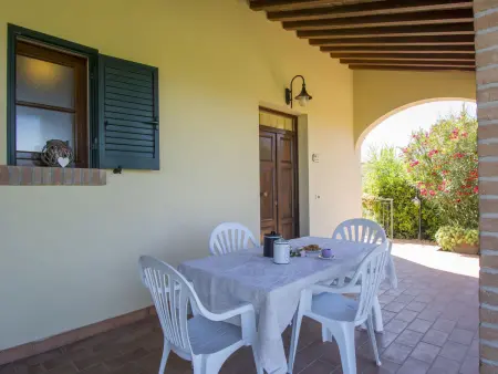 Appartement Le Macine à Cecina, piscine et verdure : photo 4