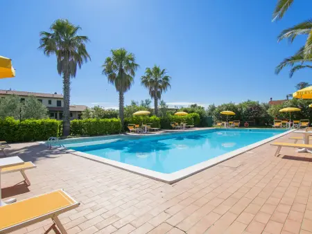 Appartement Le Macine à Cecina, piscine et verdure : photo 22