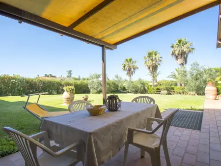 Appartement Le Macine à Cecina, piscine et jardin : photo 4