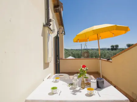 Appartement Le Macine à Cecina, terrasse et piscine partagée : photo 7