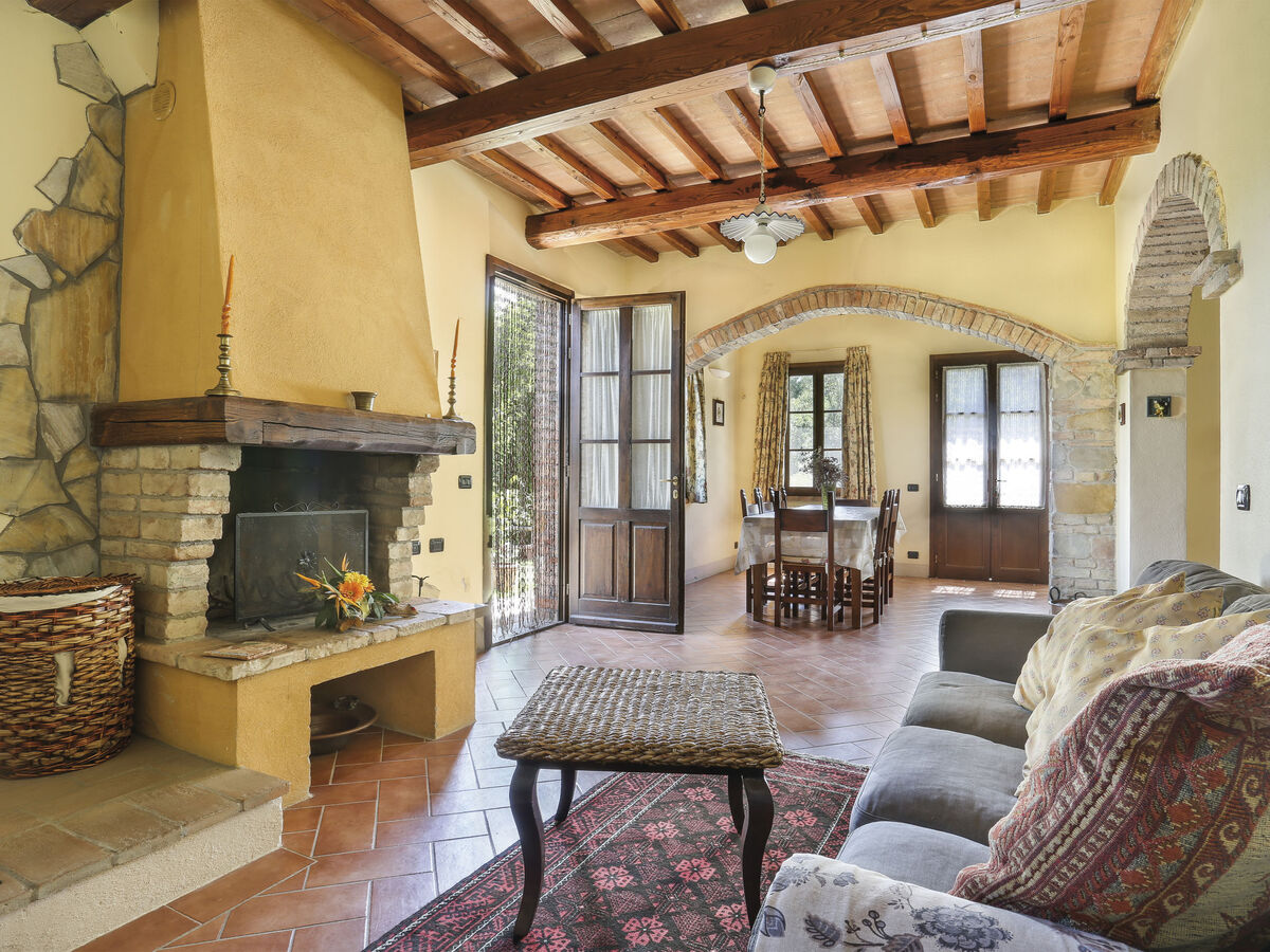 Maison Amos à Montaione, piscine et 2000 m² de terrain - Photo 4