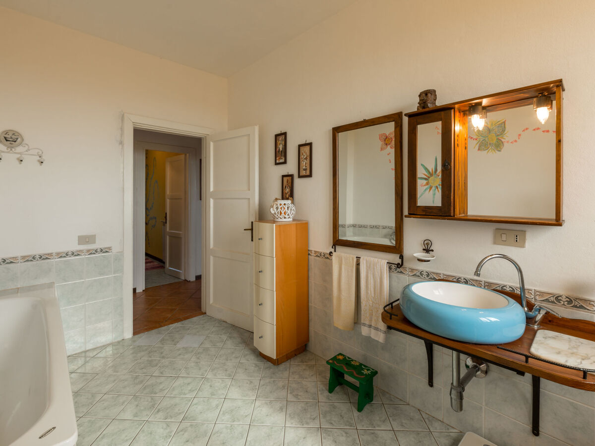 Valmarinella – Maison 7 pers. avec piscine près de Ravi - Photo 18