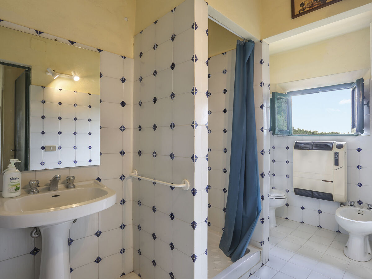 Favilli, maison 4 chambres avec piscine à Palaia - Photo 13