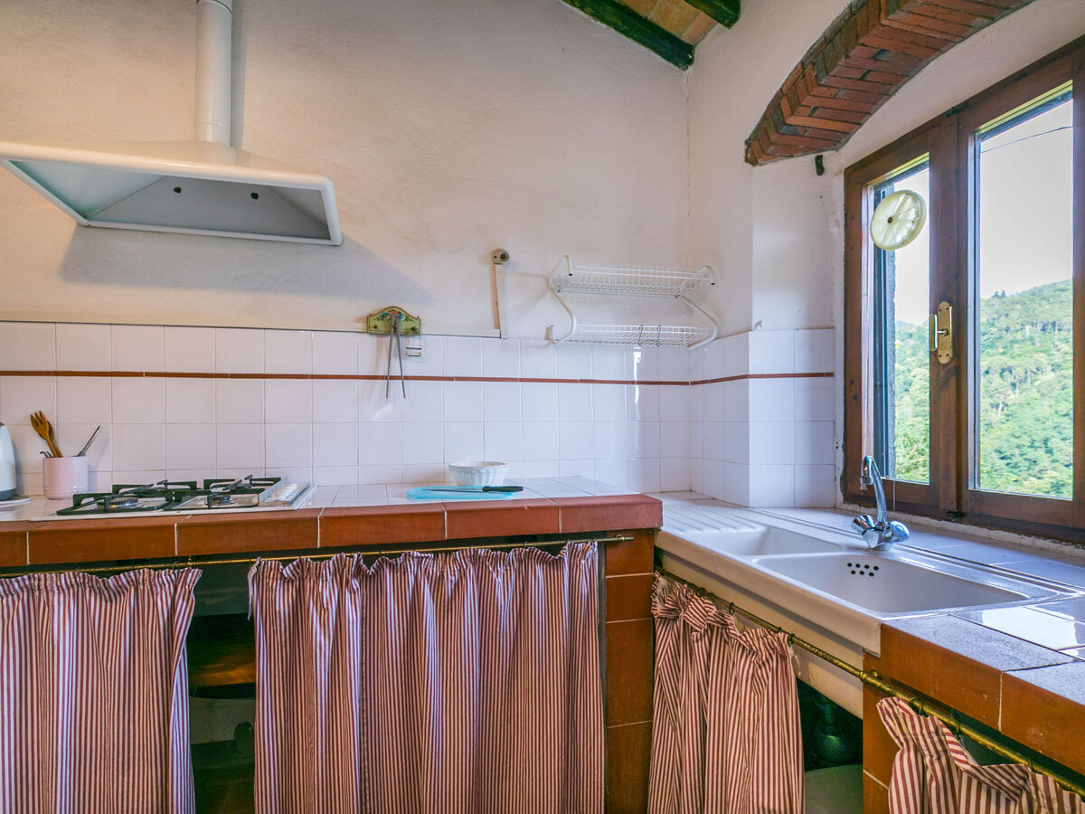 Apt. Mezzo à Pescia, 2 chambres avec vue panoramique - Photo 13