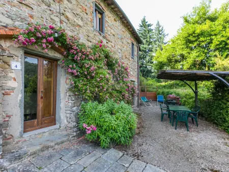 Location appartement à Pescia, Podere Villa/Apt. Mezzo