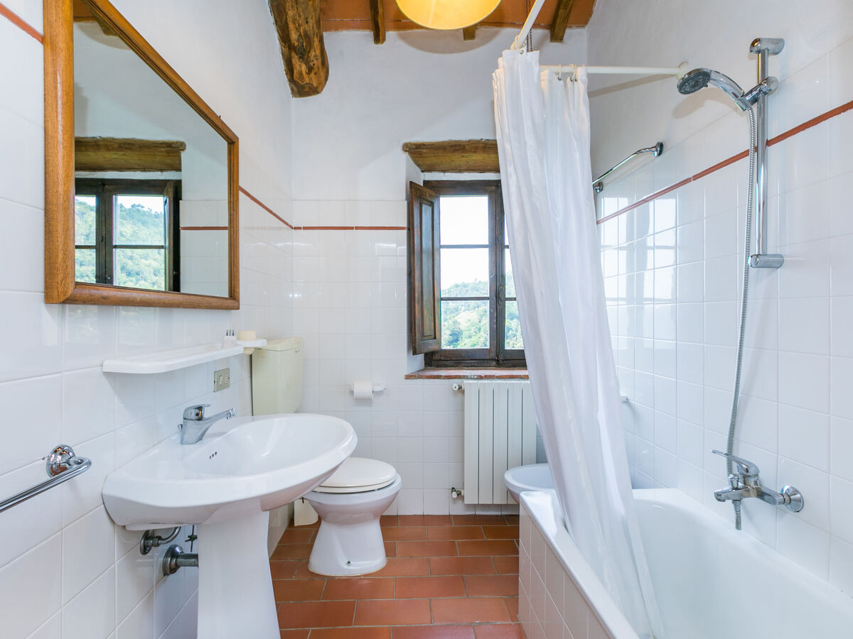 Apt. Tinaia - 6 pers., 3 ch. sur 2 niveaux à Pescia - Photo 29