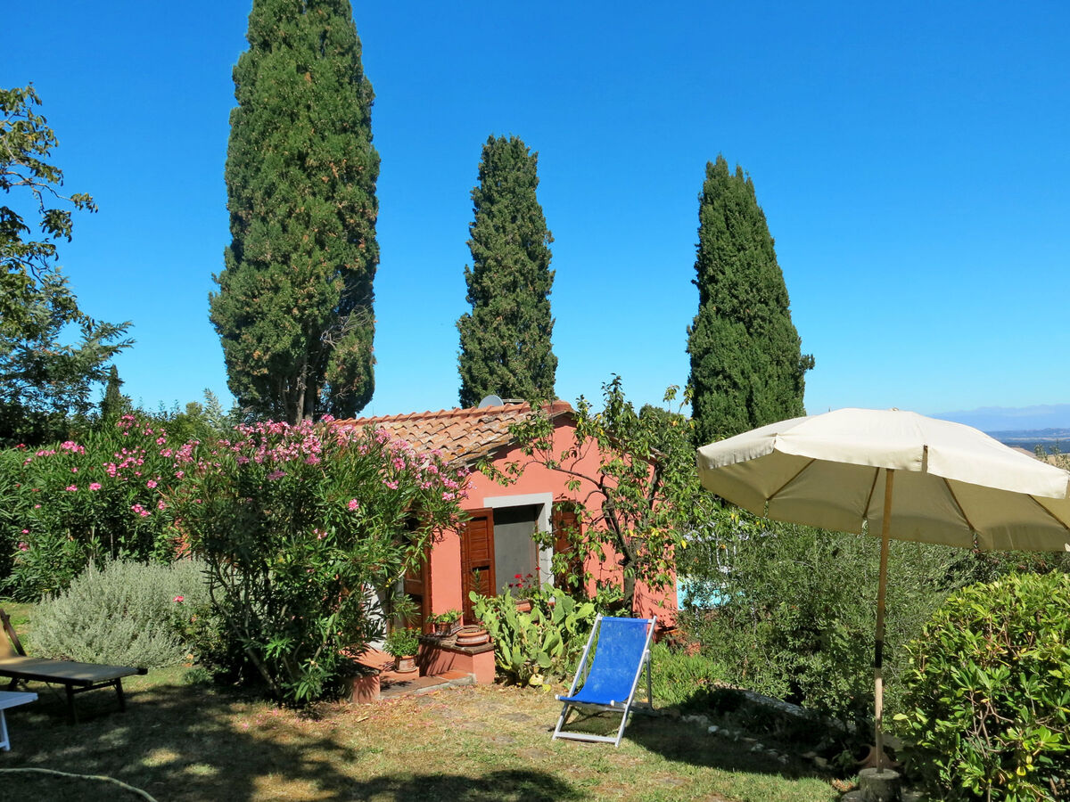 Castagni II – Gîte rustique 8 pers., terrasse et vue campagne - Photo 3