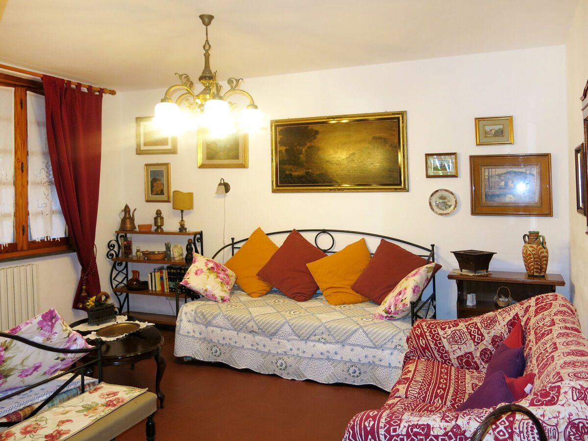Castagni II – Gîte rustique 8 pers., terrasse et vue campagne - Photo 6