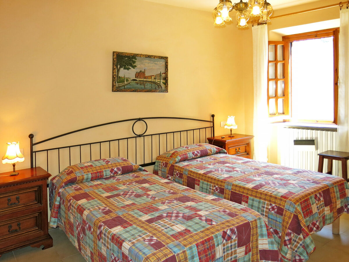 Castagni II – Gîte rustique 8 pers., terrasse et vue campagne - Photo 9