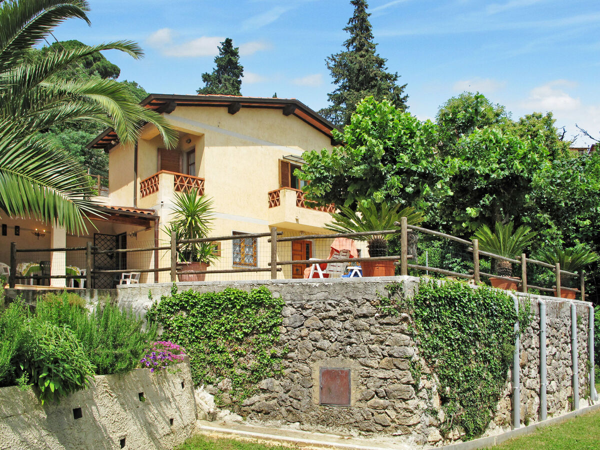 Maison Alba à Camaiore, vue montagne à 290 m d'altitude - Photo 2