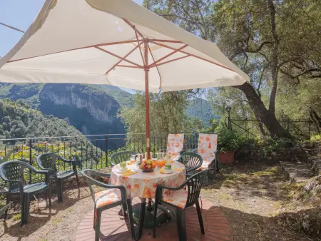 L'Oliveto – Maison rustique 4 pers. en forêt près Camaiore : photo 4