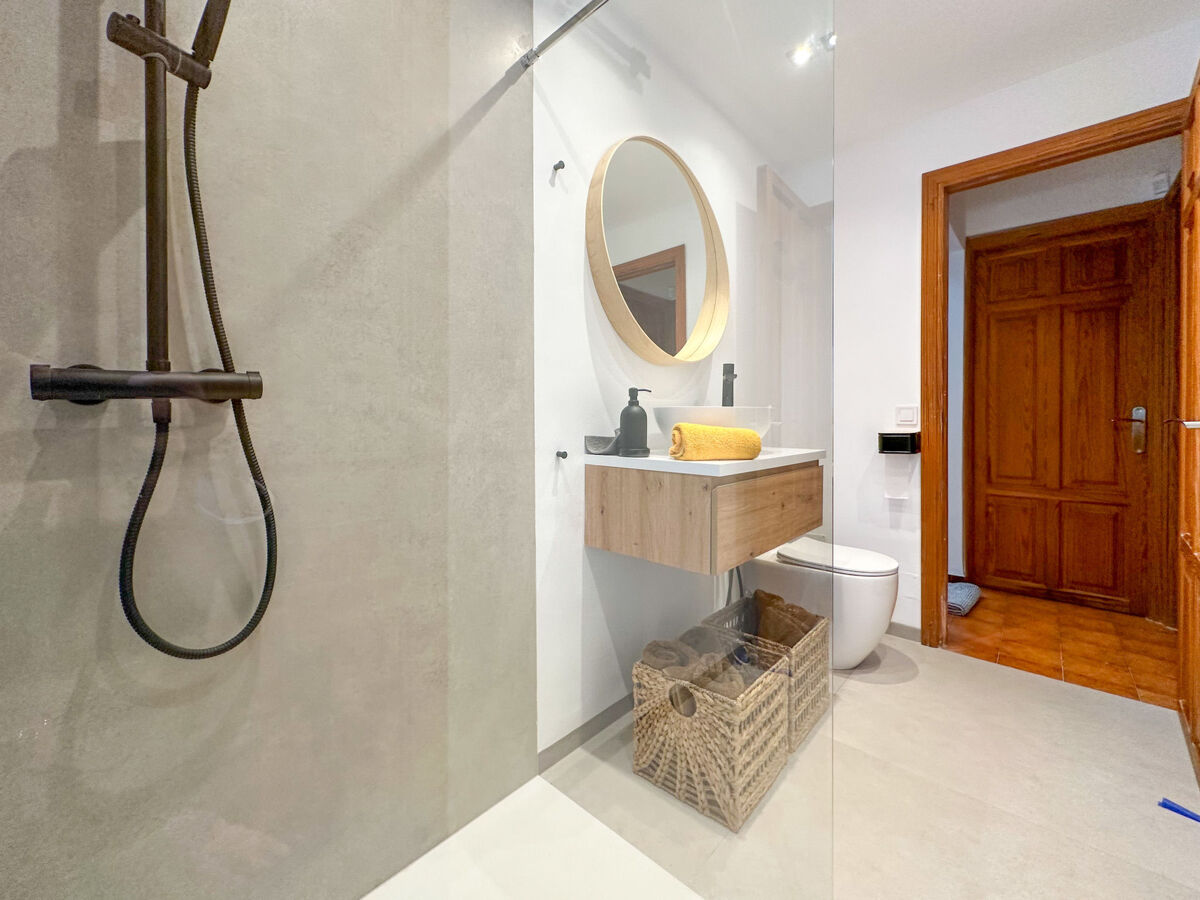 Maison Ca Na Rosa à 300 m de la plage de Cala Llombards - Photo 12