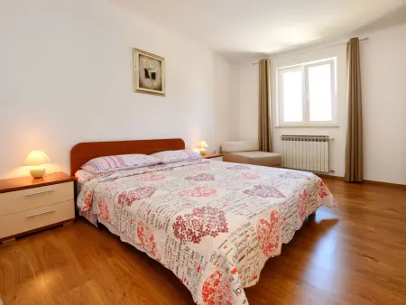 Maison 120 m² à Kaštelir, jardin clôturé et barbecue : photo 16