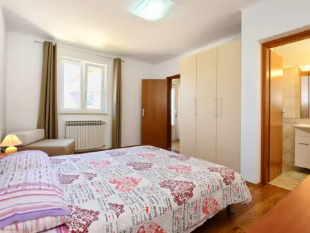 Maison 120 m² à Kaštelir, jardin clôturé et barbecue : photo 17