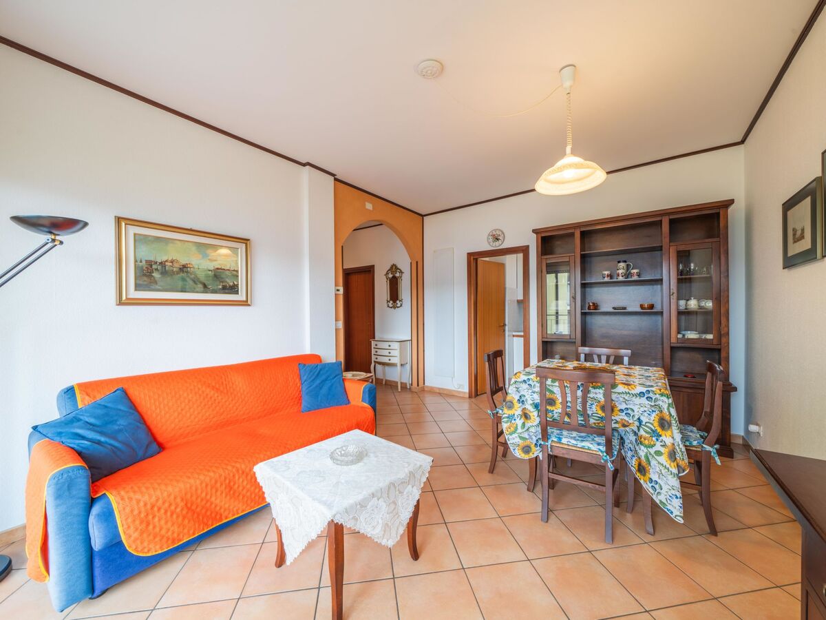 Appartement Euroville à Luino, balcon vue lac - Photo 8