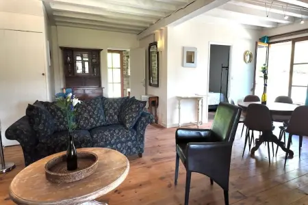 La Caleche, Gîte confortable à Roussines, Dordogne - Photo 2