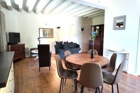 La Caleche, Gîte confortable à Roussines, Dordogne - Photo 3
