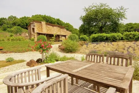La Caleche, Gîte confortable à Roussines, Dordogne - Photo 19
