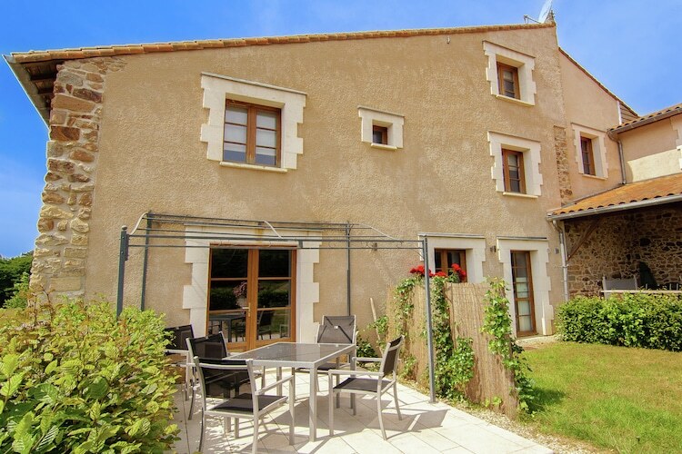 Le Castel, gîte 6 personnes avec piscine à Roussines - Photo 6