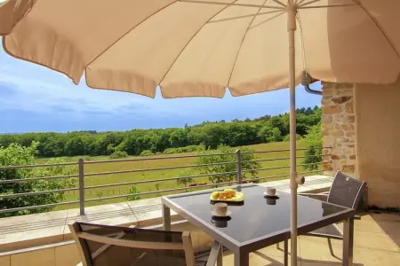 La Belle Vue, Tour Romantique en Dordogne avec Terrasse - Photo 4