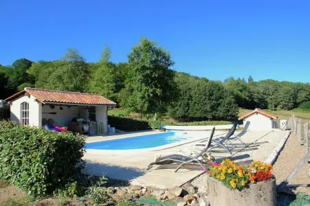 La Belle Vue, Tour Romantique en Dordogne avec Terrasse - Photo 6