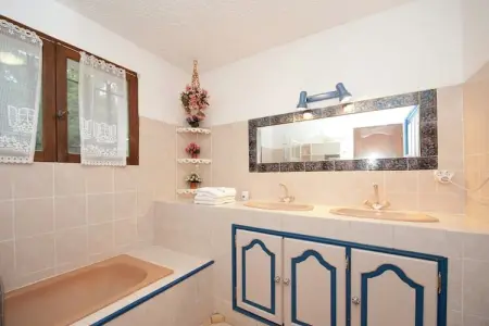 La Bagnolette, Villa à Bagnols avec Piscine & Parcs - Photo 17