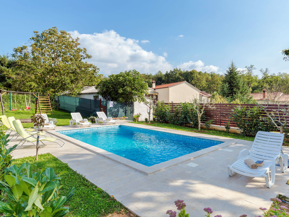 Maison Sonja avec piscine privée à Pićan - Photo 32