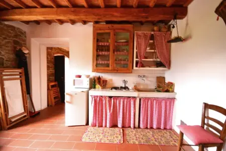 Gîte Olivi Rosso, cottage toscane avec piscine : photo 4