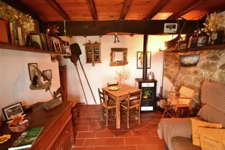 Gîte Olivi Giallo - 2 chambres avec piscine à Pescia : photo 4
