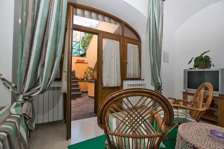 Rosa, maison rustique à Sorrente avec jardin partagé - Photo 1