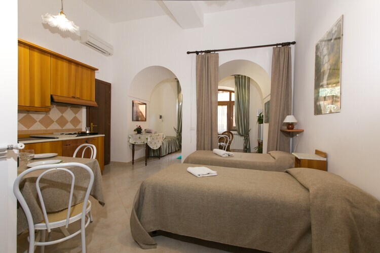 Rosa, maison rustique à Sorrente avec jardin partagé - Photo 18