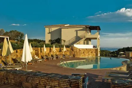 Location appartement de vacances à Baja Sardinia (SS)