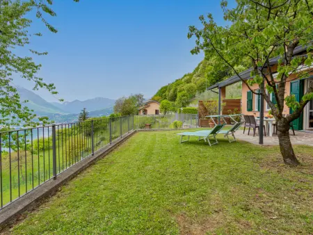Maison jumelée Ronco à Varenna, 50 m², vue panoramique sur le lac : photo 26