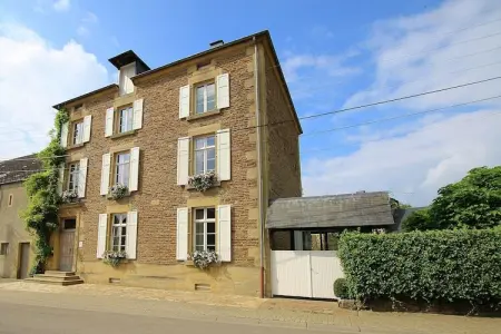 Maison XVIIIe siècle avec jacuzzi à Virton, 8 pers. : photo 7