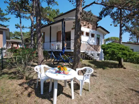 Maison jumelée à Lignano Pineta avec terrasse couverte : photo 17