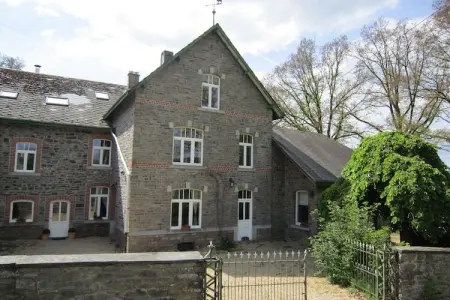 Location maison de vacances à Bovigny