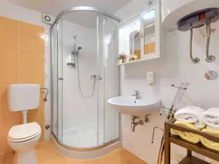 Maison Ivanka 8 personnes avec piscine privée : photo 12