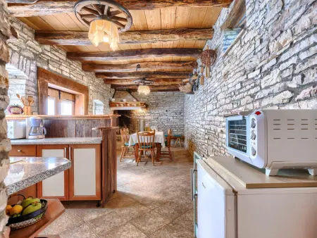Maison Narcis à Pazin, 6 pers., terrasse 40 m² : photo 7