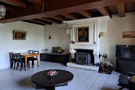 Maison 8 pers. avec jardin à 300 m du lac, Vieure : photo 9