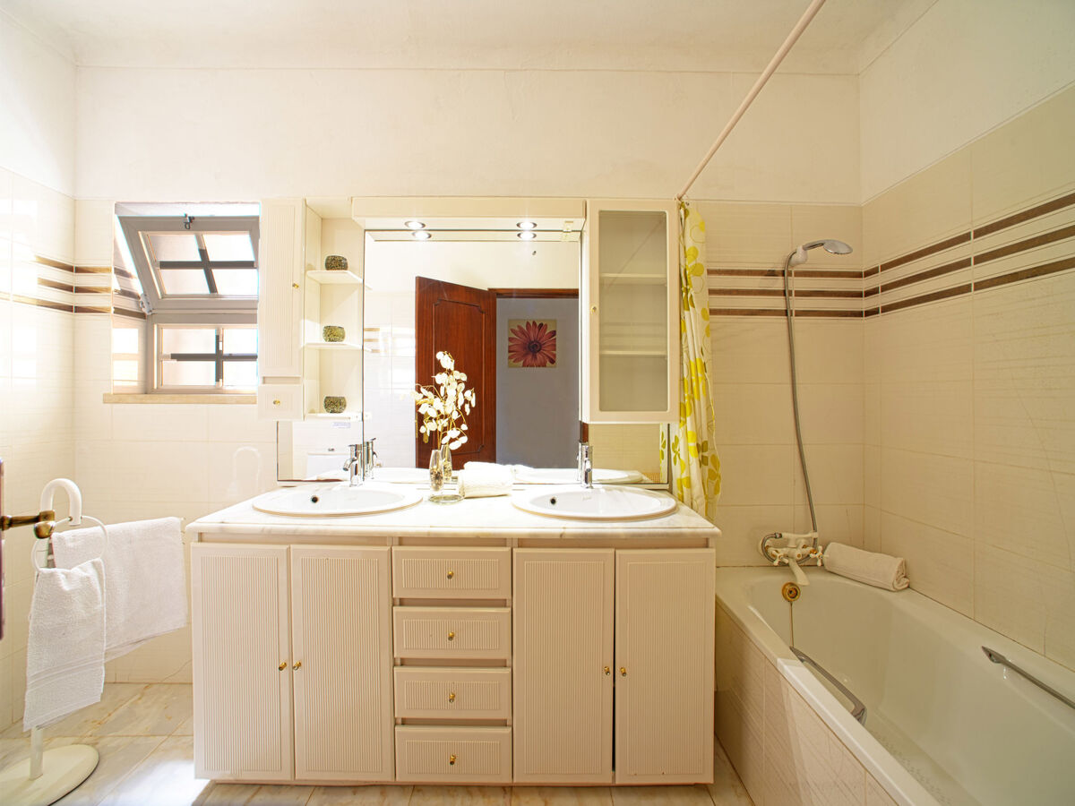 Da Bela Vista, maison 3 chambres avec piscine à Paderne - Photo 15