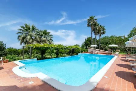 Gattotrilo x 5, Appartement dans une résidence avec piscine - Photo 1
